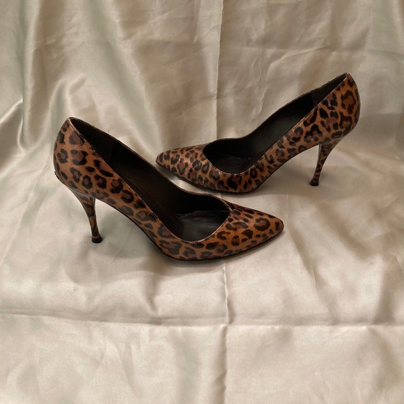 Stuart Weitzman Animal Print Leopard Brown Black Patent Pumps Size 7.5  VGUC - Picture 1 of 14